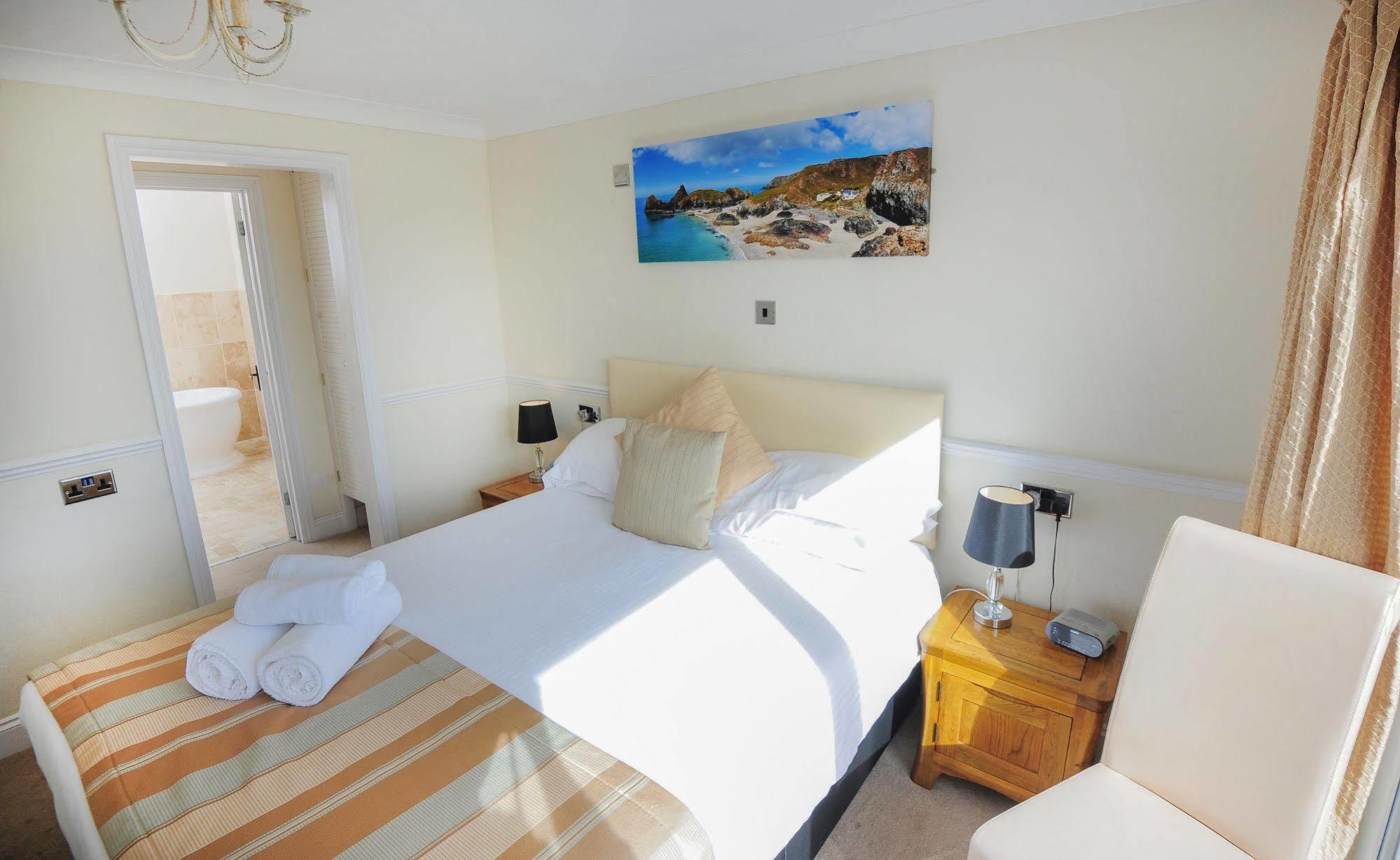 Mevagissey Bay Hotel Экстерьер фото