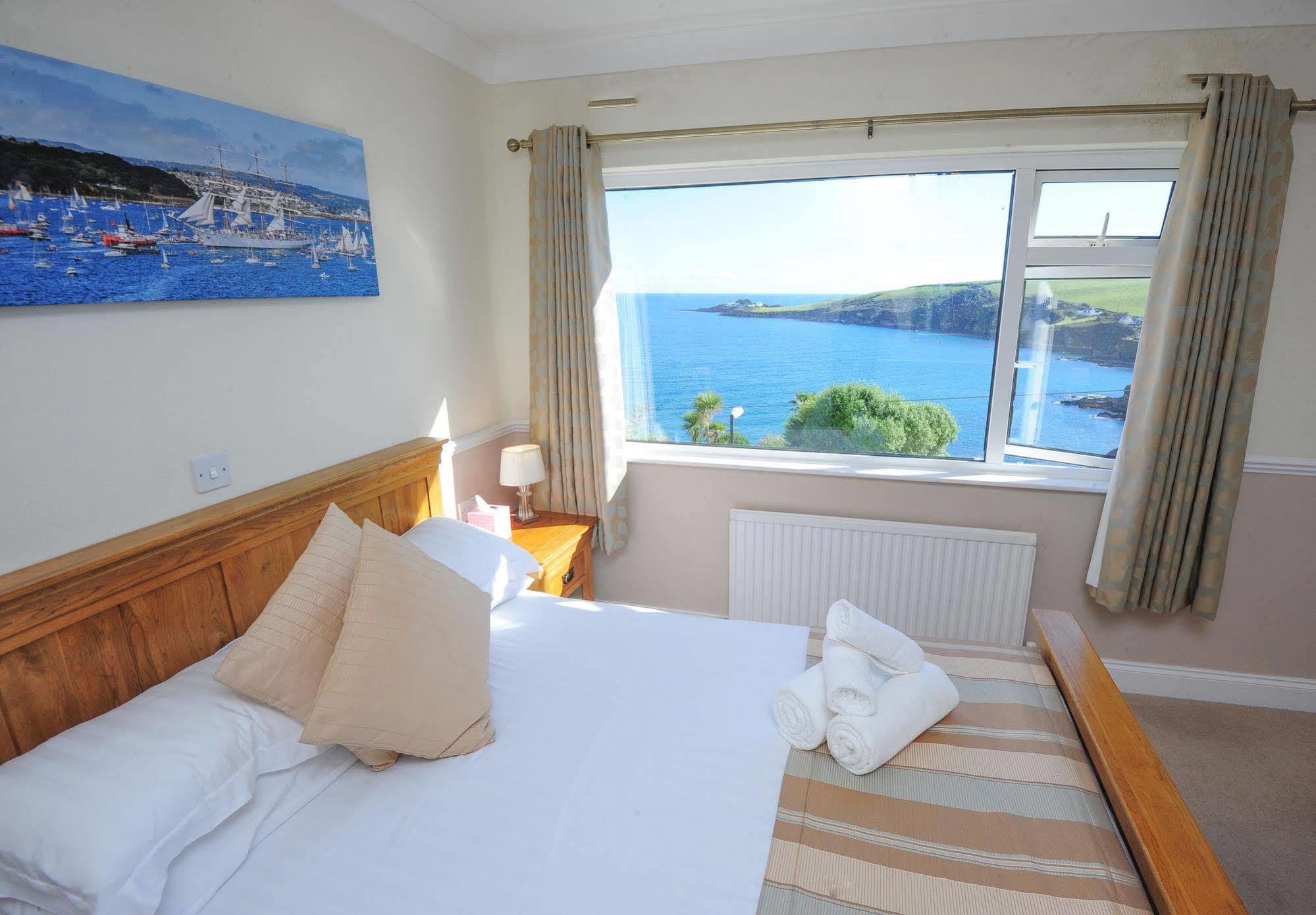 Mevagissey Bay Hotel Экстерьер фото